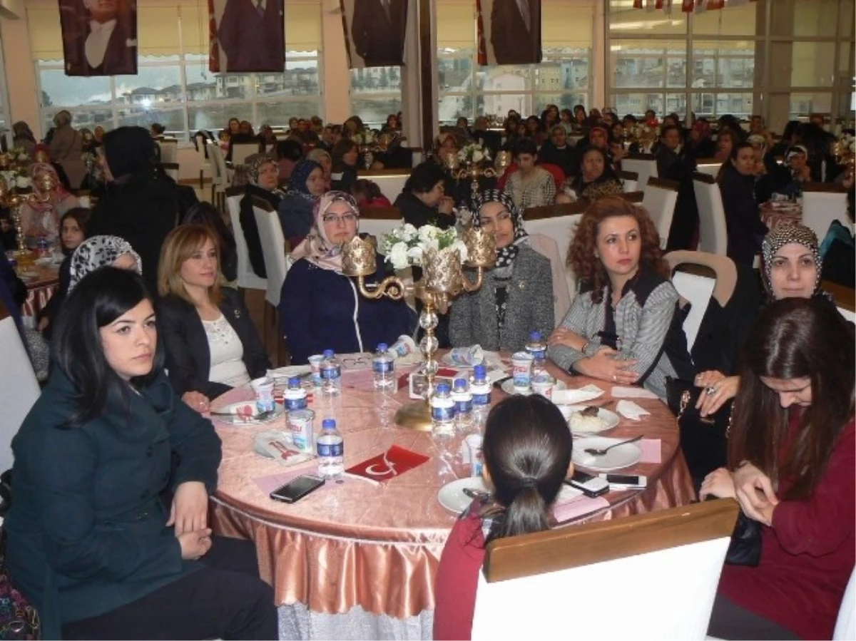 Bozüyük\'te MHP Kadın Kolları İstişare Toplantısı