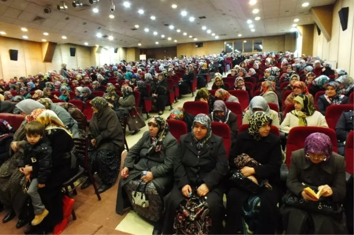 Din Eğitimi Daire Başkanı Belgin Aydın Konarlı: "Aile Saadeti Samimiyetle Sağlanır"