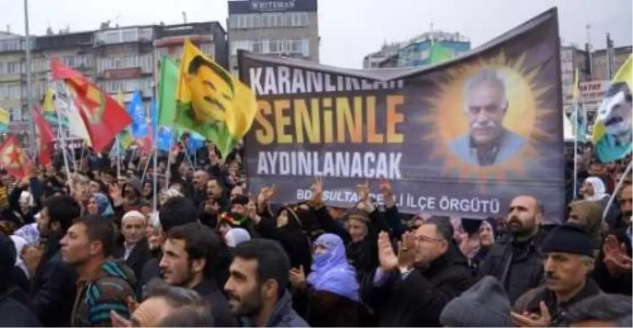 Hdp Eş Başkanı Sebahat Tuncel : Sayın Öcalan\'ın Özgürlüğüne Kavuşması Gerekir.