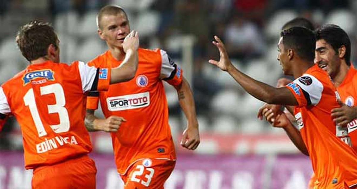 İstanbul Büyükşehir Belediyespor 3 Puan Peşinde