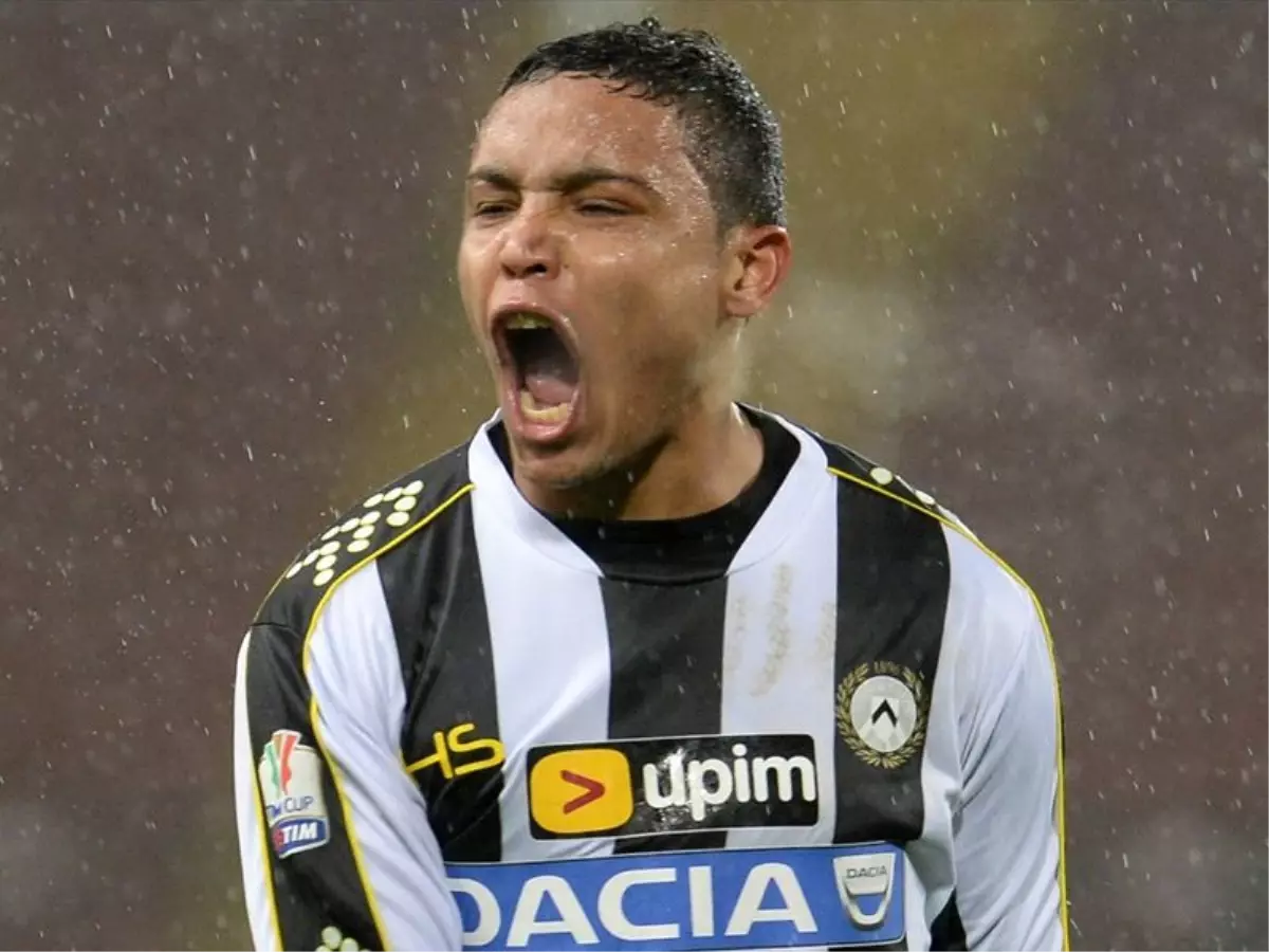 Liverpool, Luis Muriel\'i Yakın Takibe Aldı