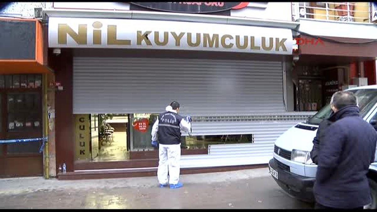 Lüks Araçlı Maskeli Soyguncular Yine Sahnede