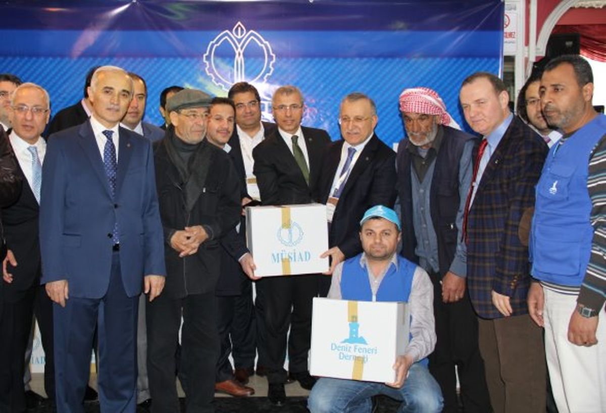 MÜSİAD Suriyeli Mültecilerin Yaralarını Sardı