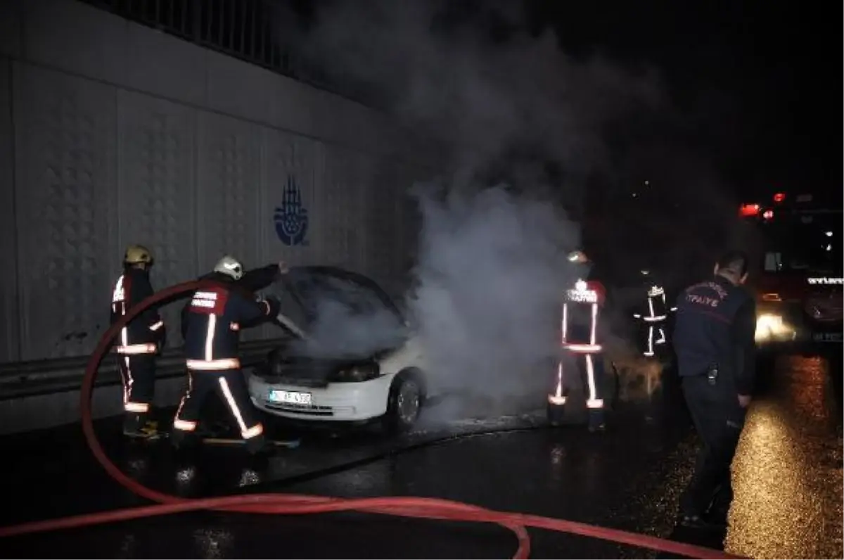 Yangını Söndürürken Elini Yaktı