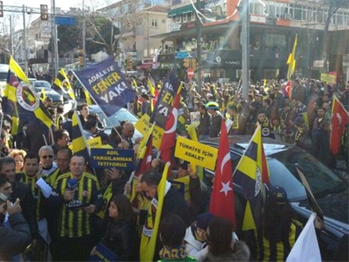 Fenerbahçe \'Adalet\' İçin Yürüyor!