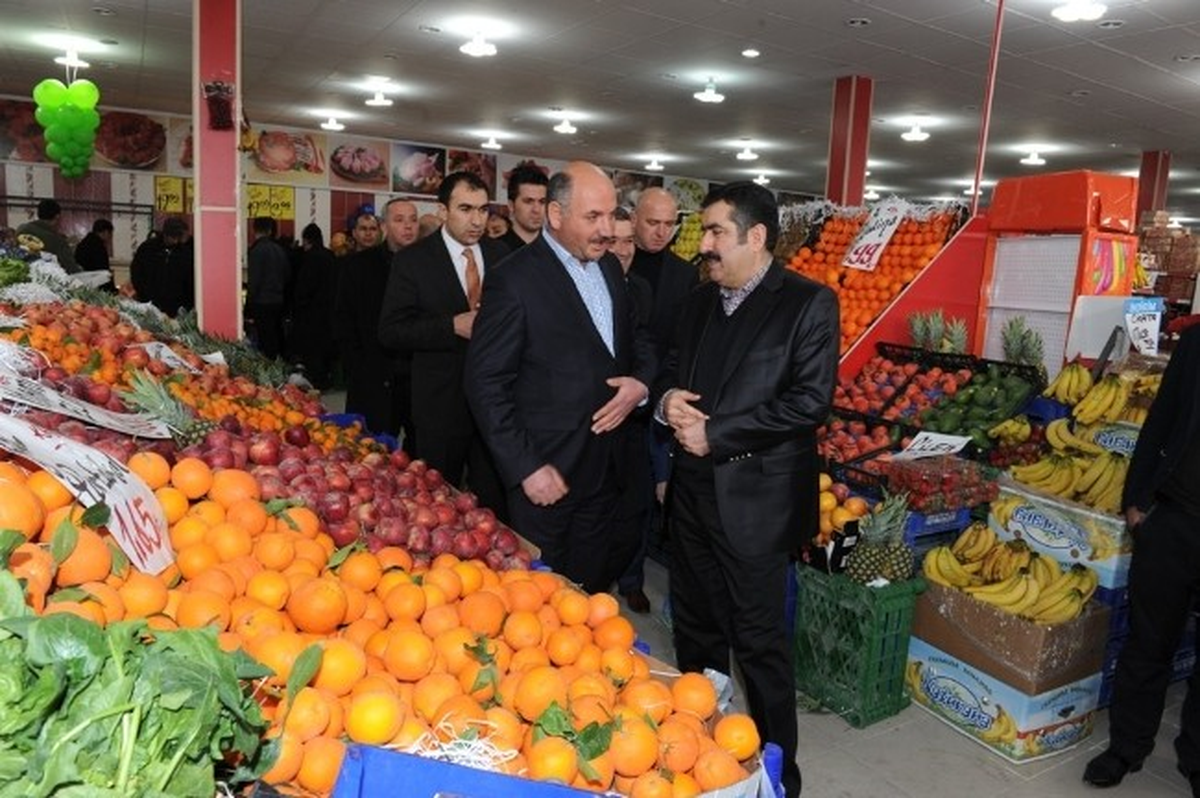 Vali Doğan, İşyeri Açılışına Katıldı