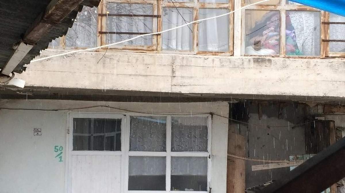 Van\'da Karla Birlikte Yağmur Yağışı