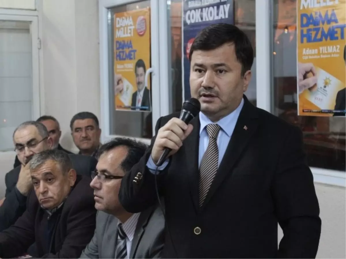 AK Parti Adayı Adnan Yılmaz, Vatandaşı Dinledi