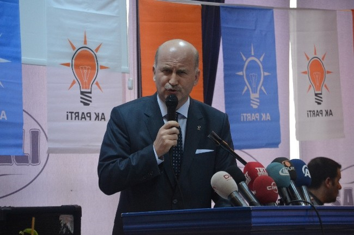 AK Parti Bursa\'da Meclis Üyeleri Listelerini Seçim Kuruluna Teslim Etti