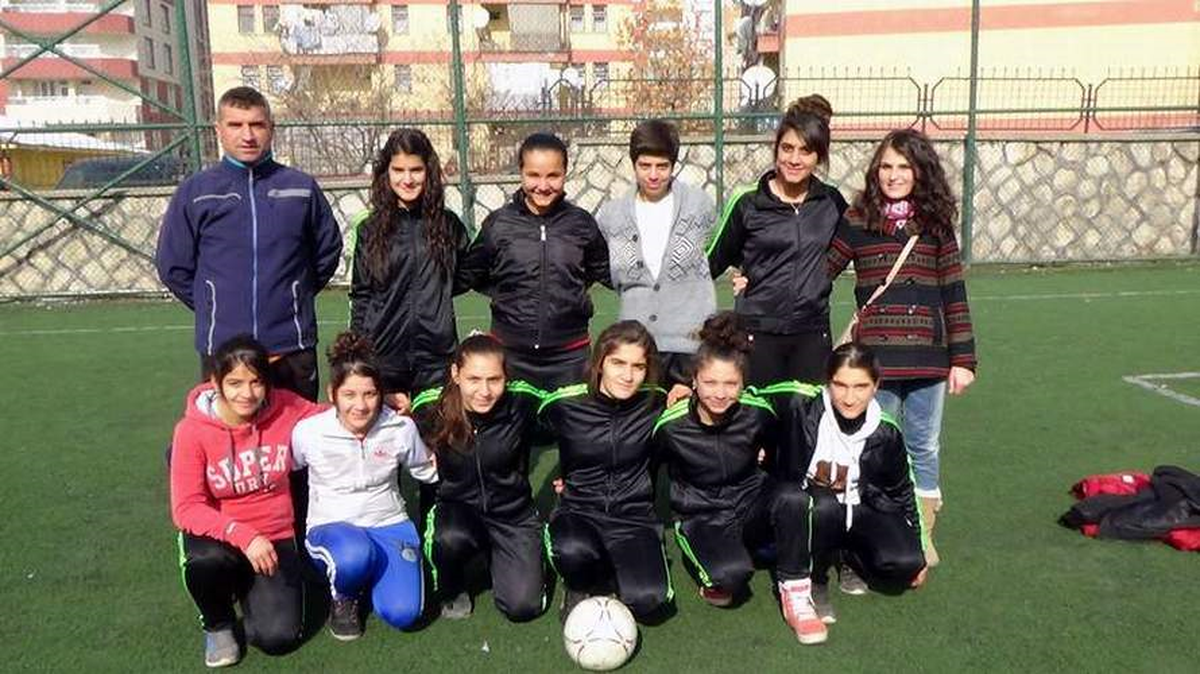 Bayanlar Altın Değerinde 3 Puan Aldı