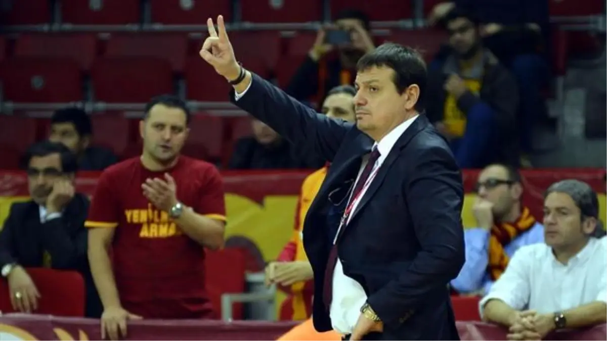 Ergin Ataman\'dan Oyuncularına Uyarı!