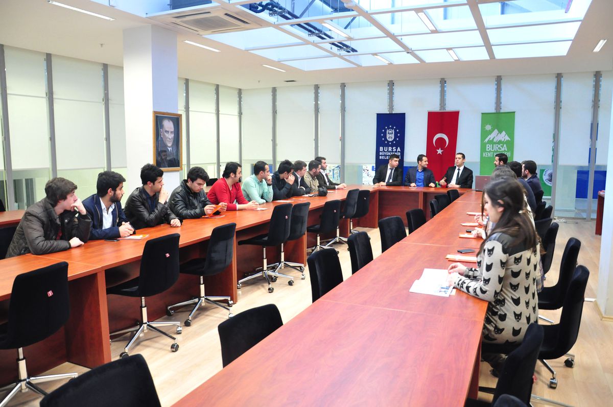 Gençlik Meclisi Ümraniye\'ye Model Oluyor