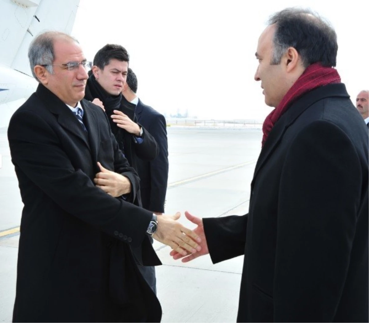 İçişleri Bakanı Ala, Erzurum\'da Ziyaretlerde Bulundu
