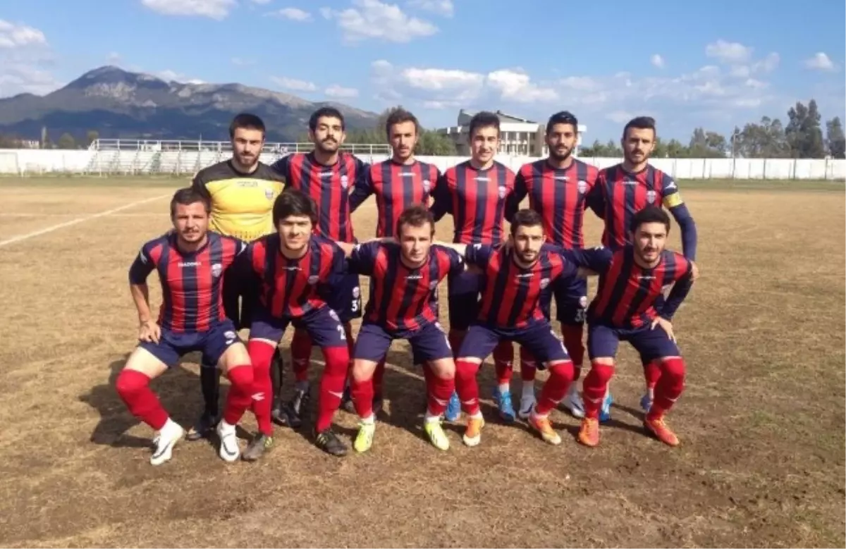 Karaman Belediyespor Zirveye Oynuyor