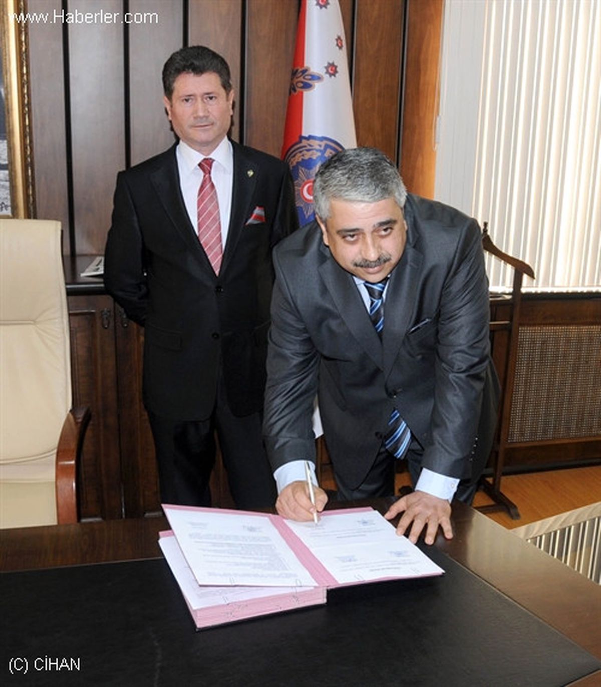 Manisa Emniyet Müdürü Erhan Alkaya Göreve Başladı