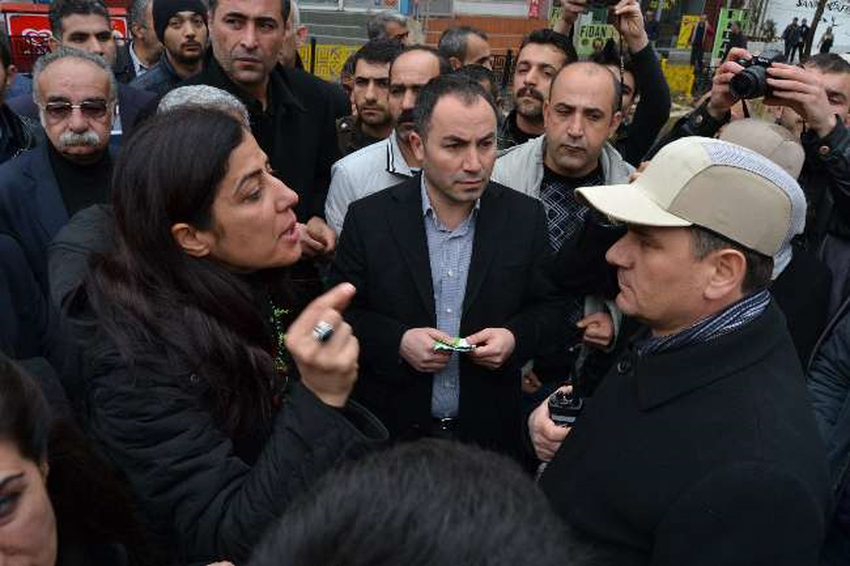 Polis Müdürüyle Kavga Eden BDP\'li Ata Polis Müdürünü Suçladı