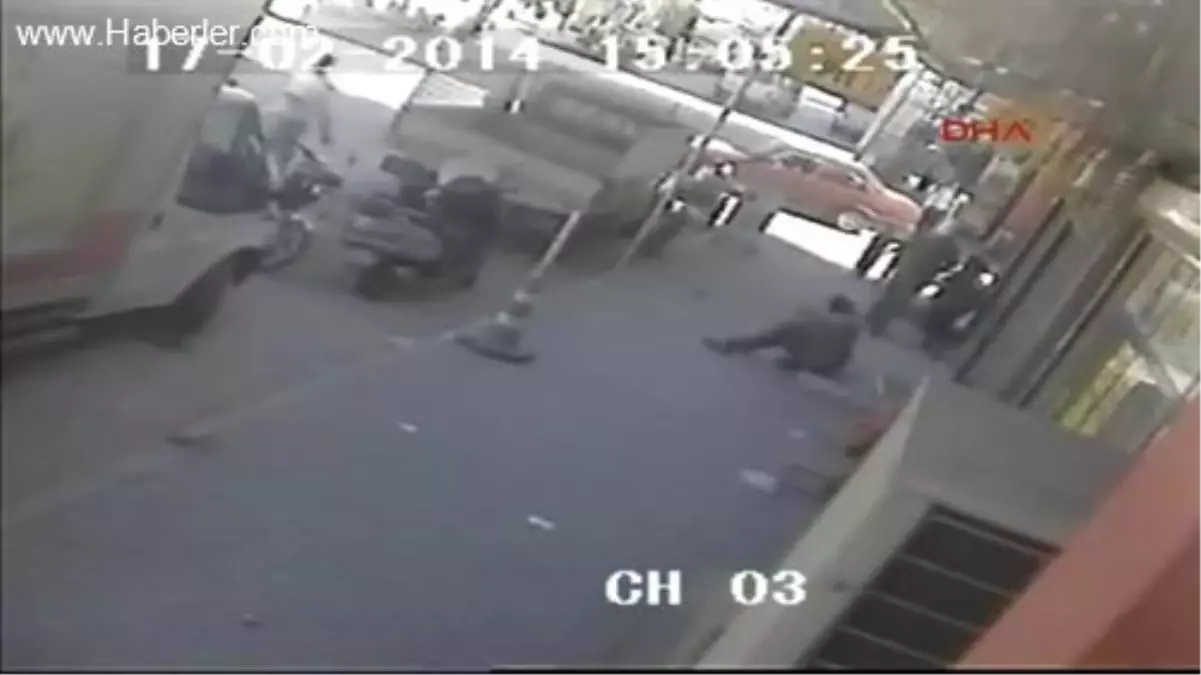 PTT Şubesinde Pompalı Tüfekli Soygun