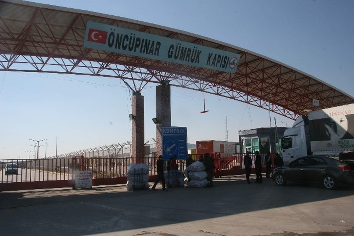 Sınırın Suriye Tarafında Gerginlik Sürüyor