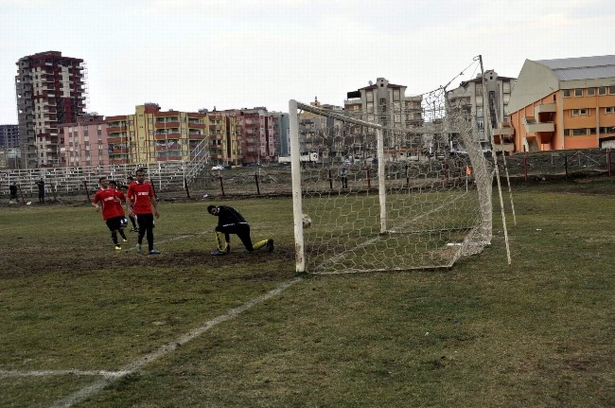 Siverek Gücü, Şuruç Belediye Sporu 3-1 Yendi