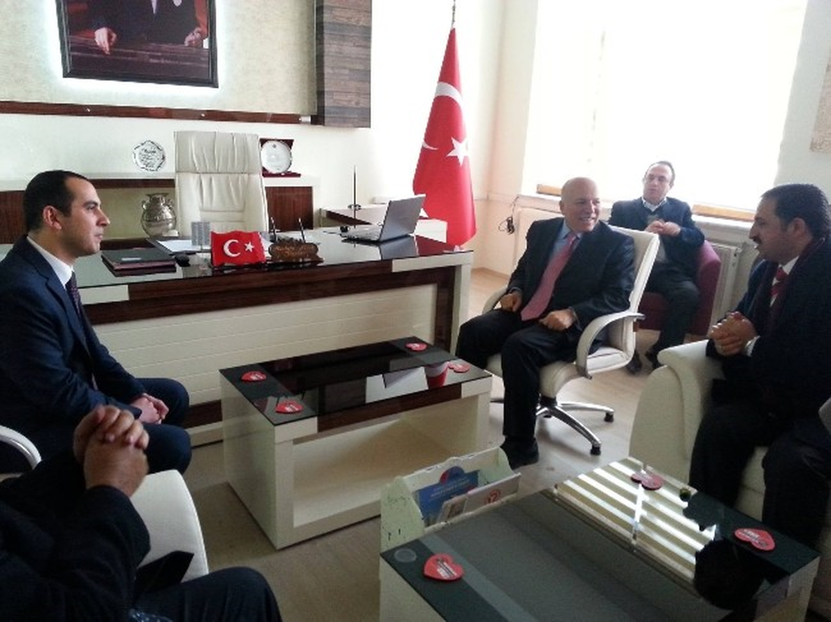AK Parti Büyükşehir Belediye Başkan Adayı Sekmen\'e Aşkale\'de Yoğun İlgi
