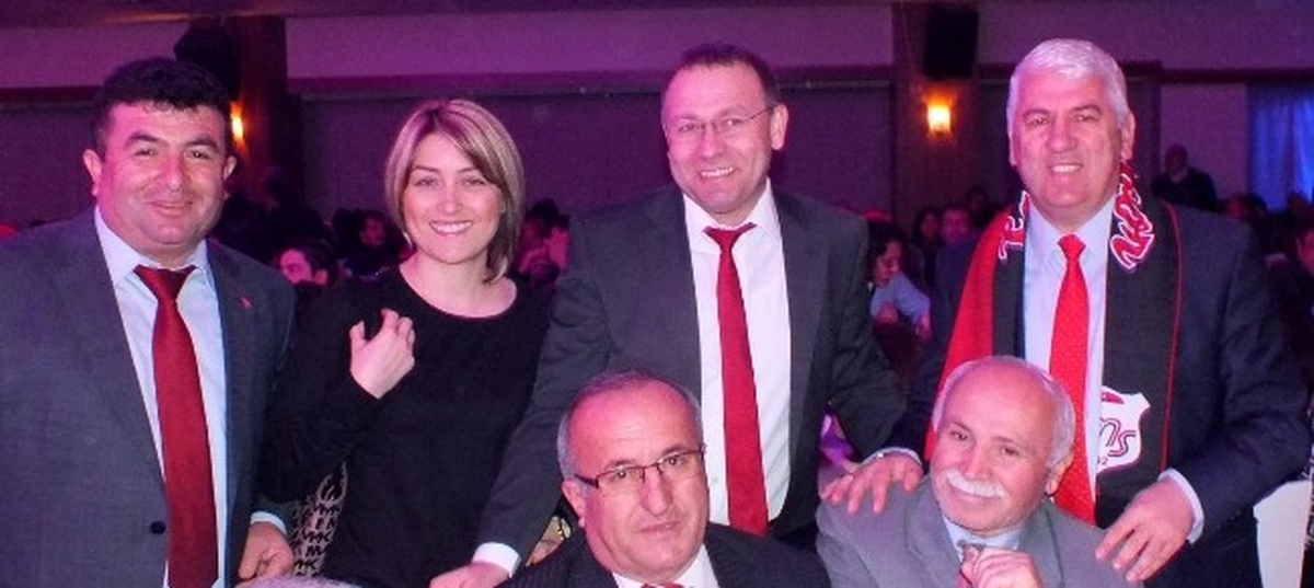 AK Parti\'den İstida Eden Çorlu Belediye Meclis Üyesi Nuhoğlu CHP\'de