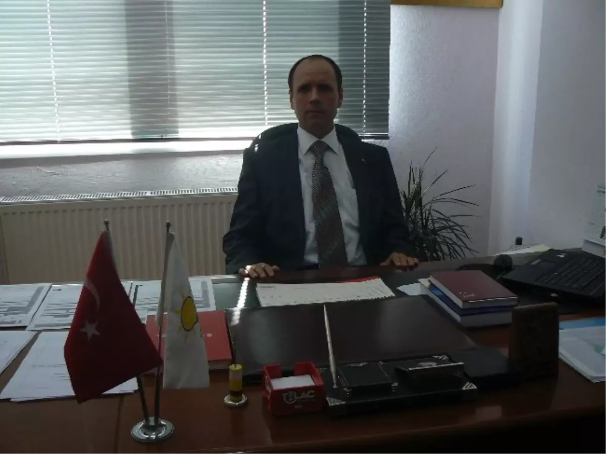 AK Parti\'nin Bozüyük İl Genel ve Belediye Meclis Üyeleri Aday Listeleri Seçim Kuruluna Teslim Edildi