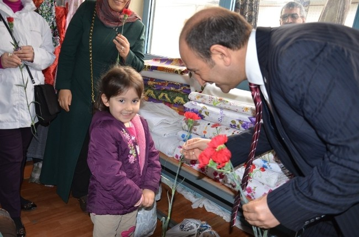 AK Parti Adayı Edebali, Çalışmalarını Son Gaz Sürdürüyor