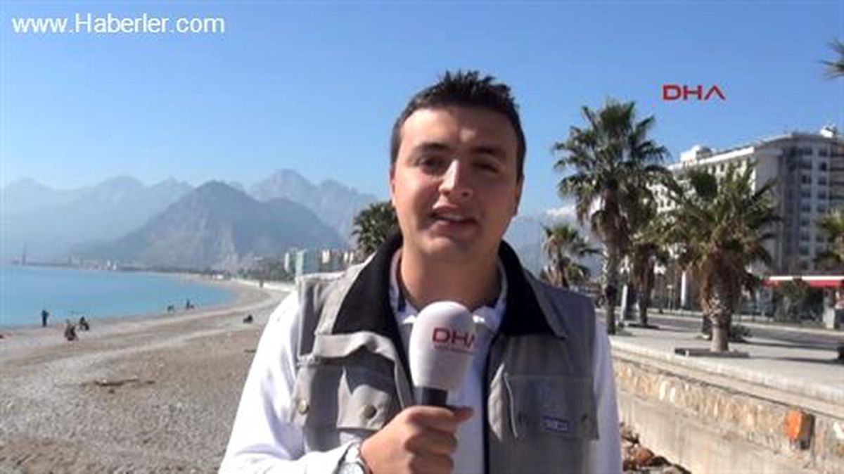 Antalya\'da Sıcaklık 22 Derece