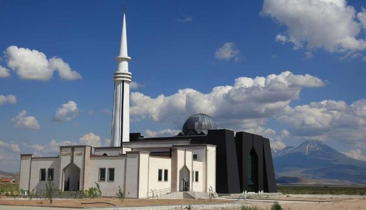 Asü\'de Kampüs Camisi İif\'ye de Hizmet Ediyor