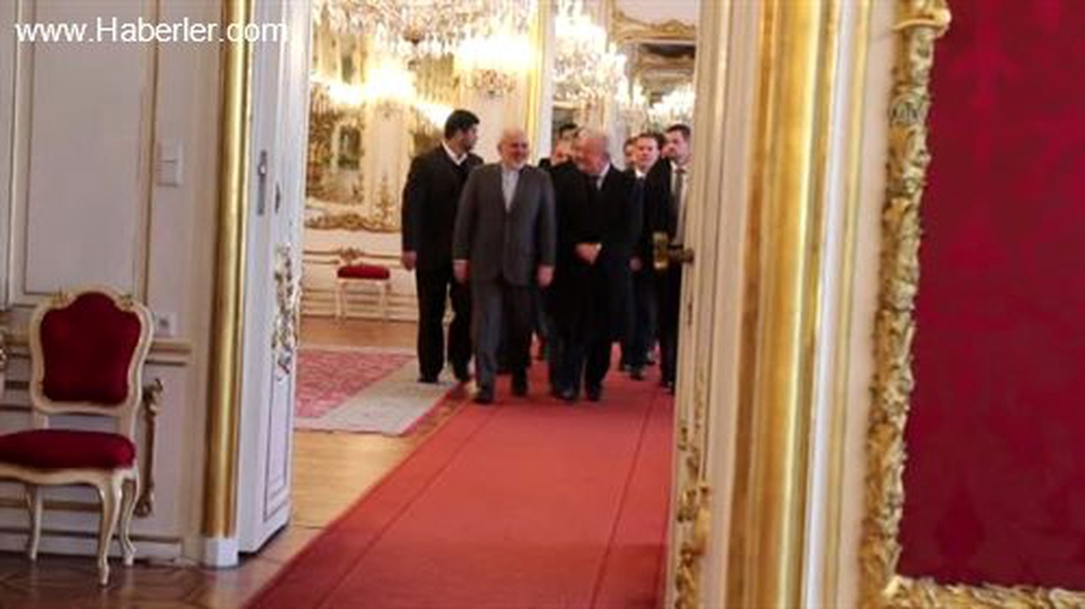 Avusturya Cumhurbaşkanı Fisher, İran Dışişleri Bakanı Zarif\'i kabul etti -