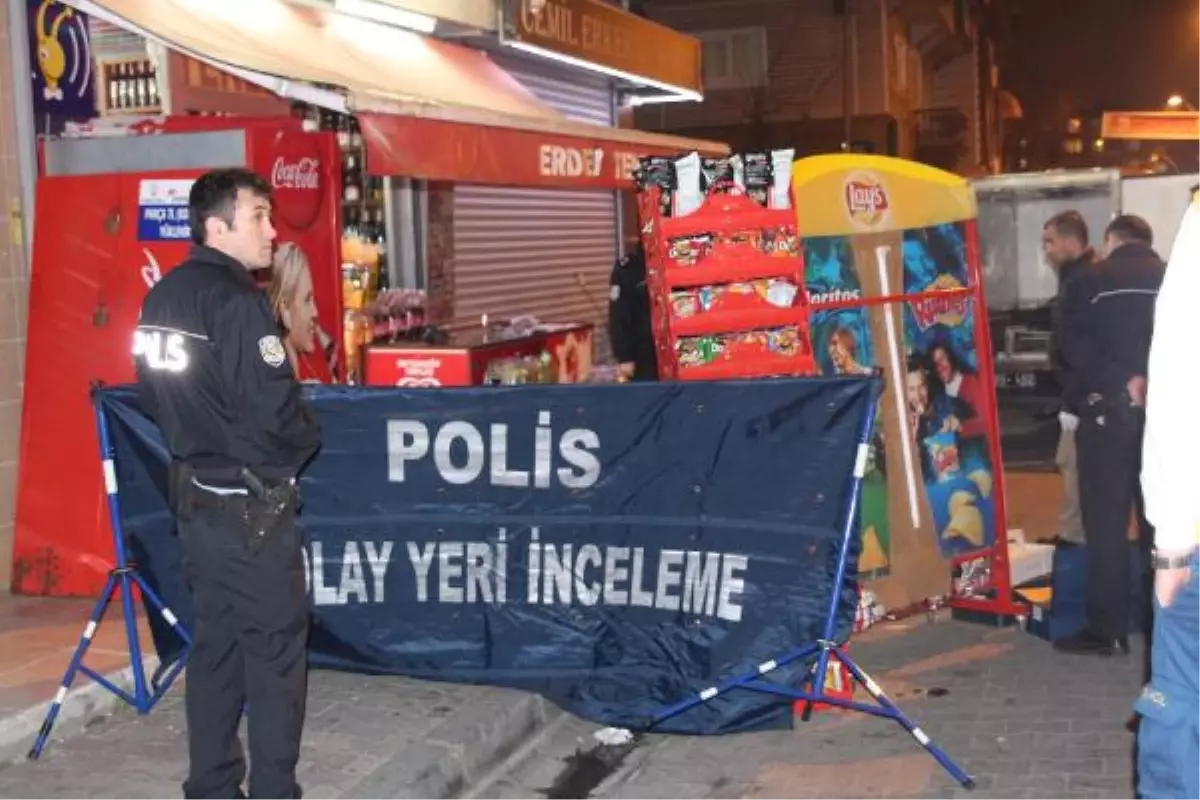 Bahçelievler\'de Silahlı ve Satırlı Kavga :3 Ölü