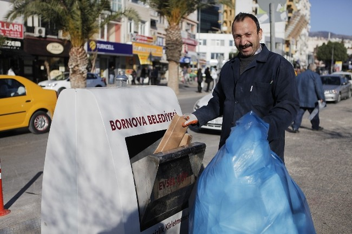 Bornova\'da Temizlikten Taviz Yok