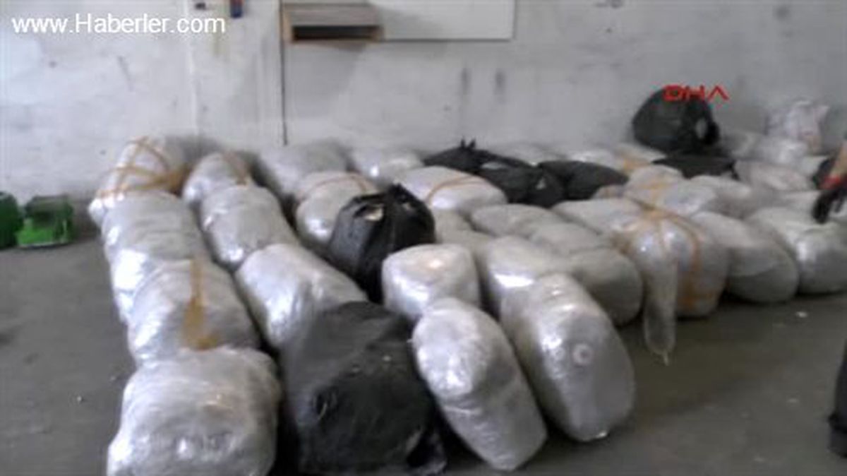 Bursa\'da Bir Ton 155 Kilogram Esrar Ele Geçirildi