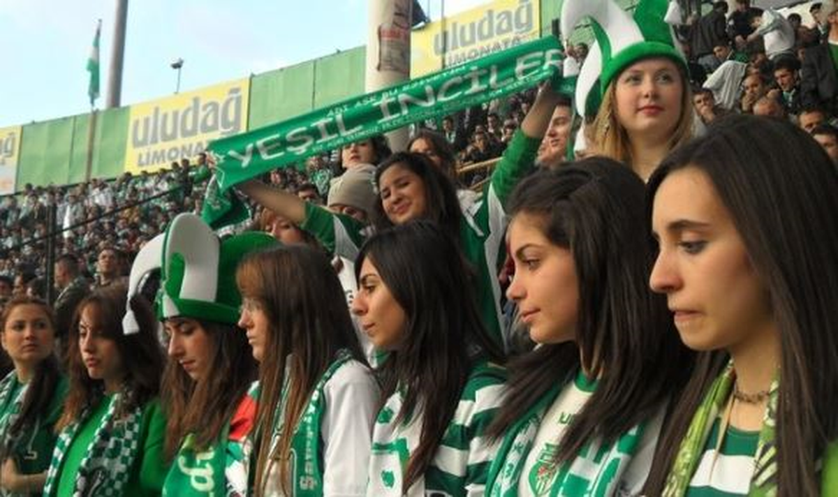 Bursaspor\'dan Kadın Taraftarlara Çağrı