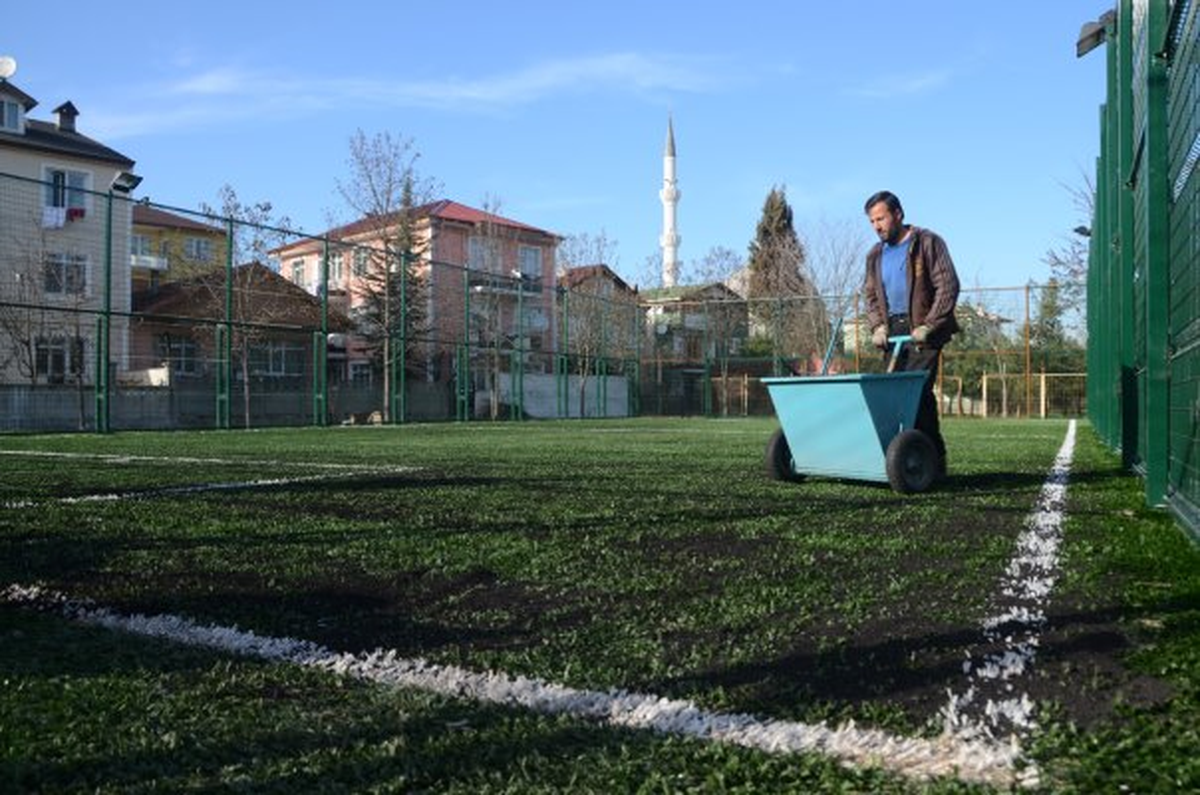 Dumlupınar Mahallesi\'ne Yakışan Saha