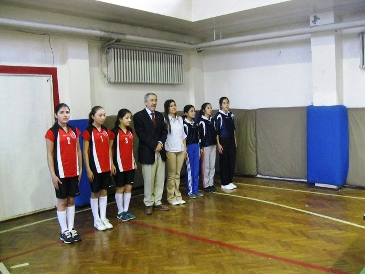 Hisarcık Kutluhallar Ortaokulu Yıldız Kızlar Masa Tenisi Takımı İl Üçüncüsü Oldu