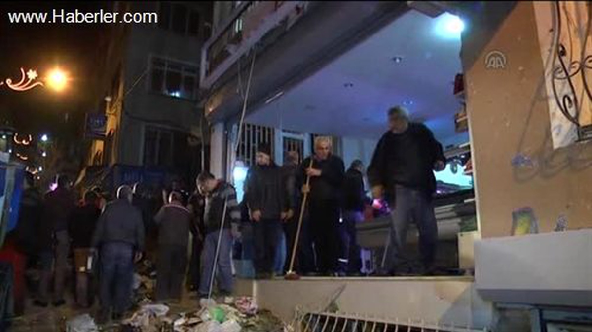 Kazancı Yokuşu, temizlik çalışmalarının ardından trafiğe açıldı -