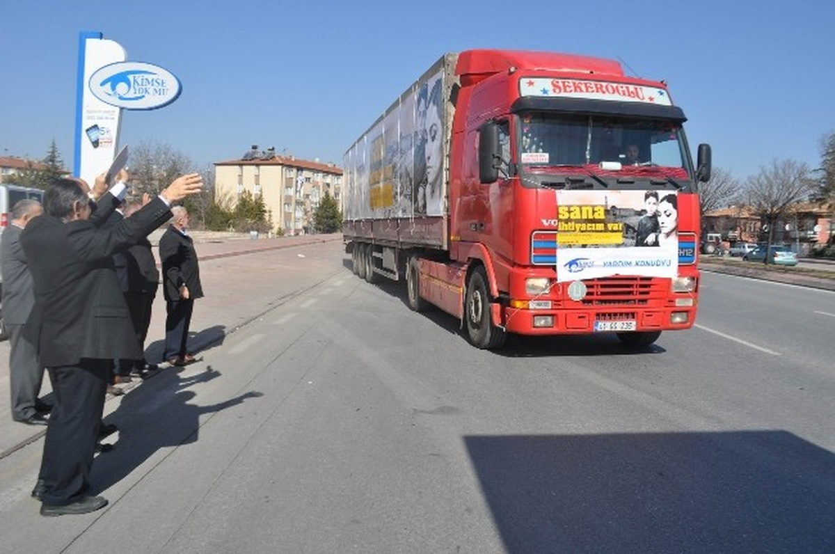 Kimse Yok mu Derneği\'nden Suriye\'ye Yardım