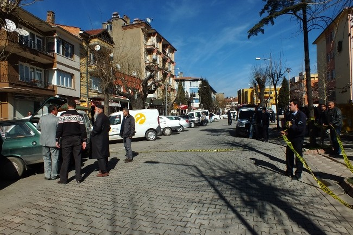 Lpg\'li Araç Bir Anda Bombaya Dönüştü