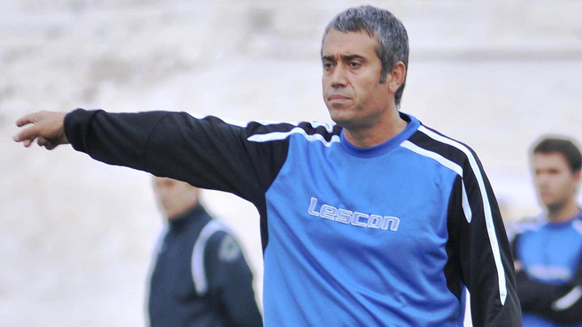 Manisaspor\'da Özdeş\'e Tam Destek