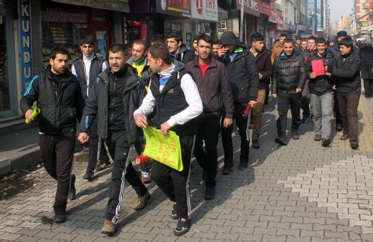 Ağrı\'da Beden Eğitimi Dersinin Kaldırılması Protesto Edildi
