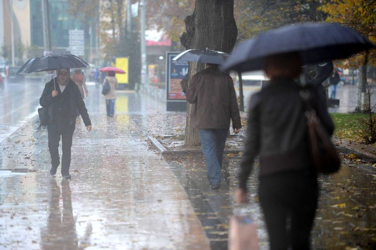 Meteoroloji\'den Sağanak Yağış Uyarısı