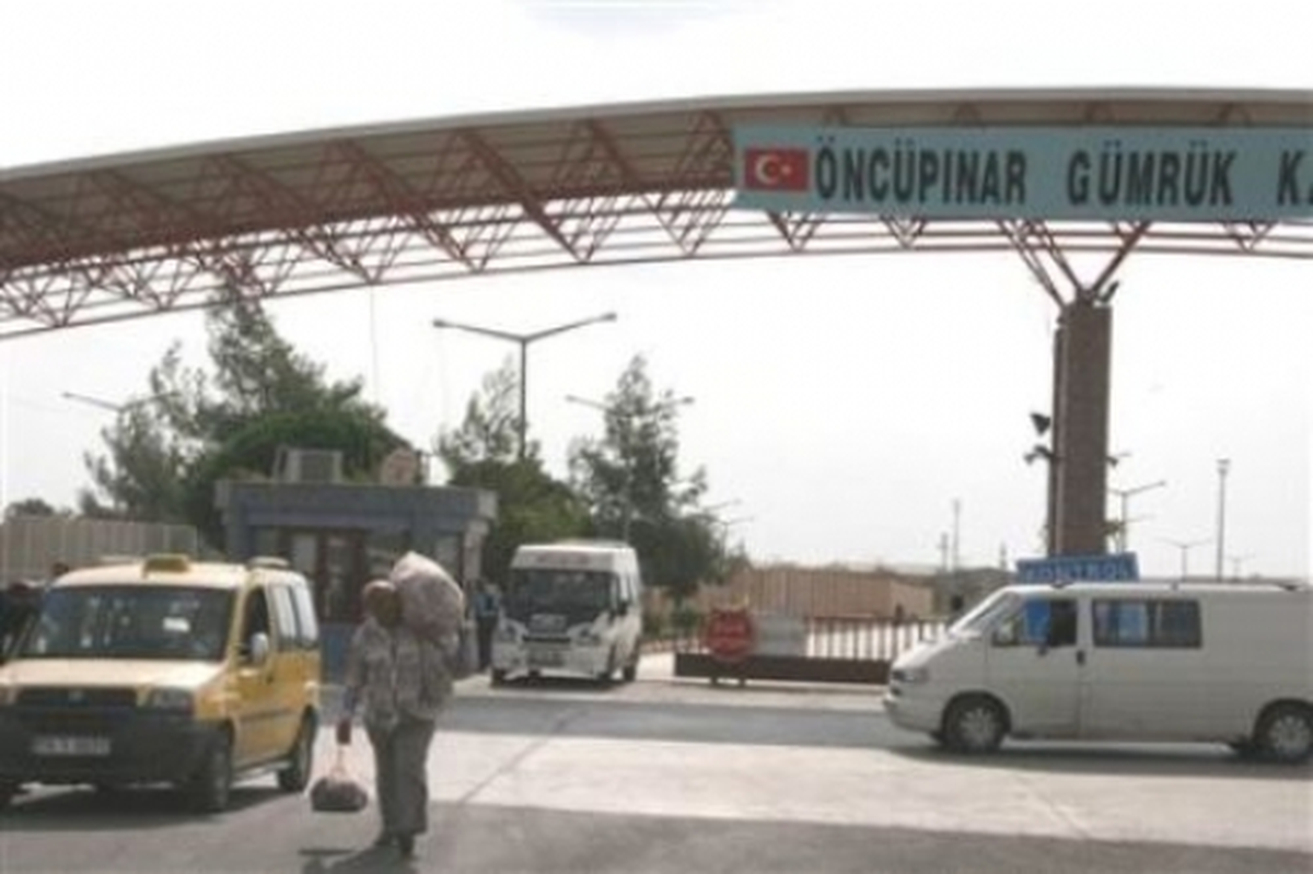 Öncüpınar Sınır Kapısında Yoğunluk