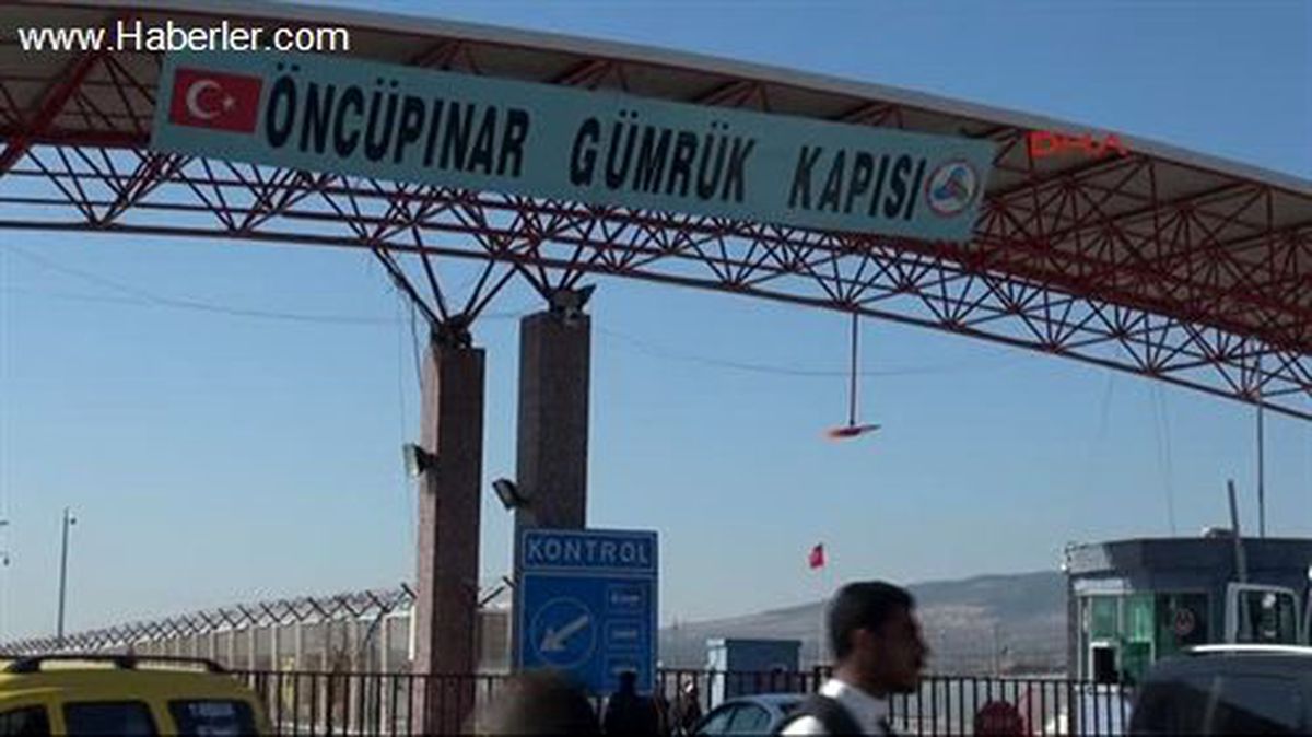 Öncüpınar Sınır Kapısı Tekrar Açıldı