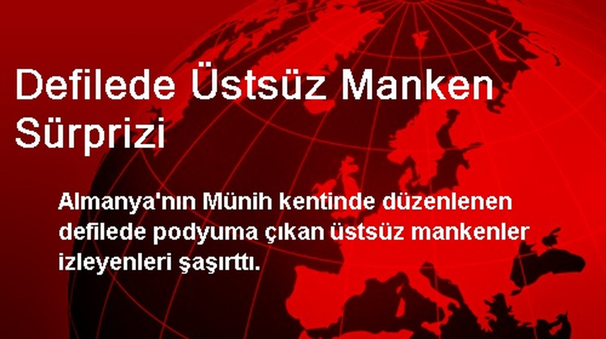 Defilede Üstsüz Manken Sürprizi
