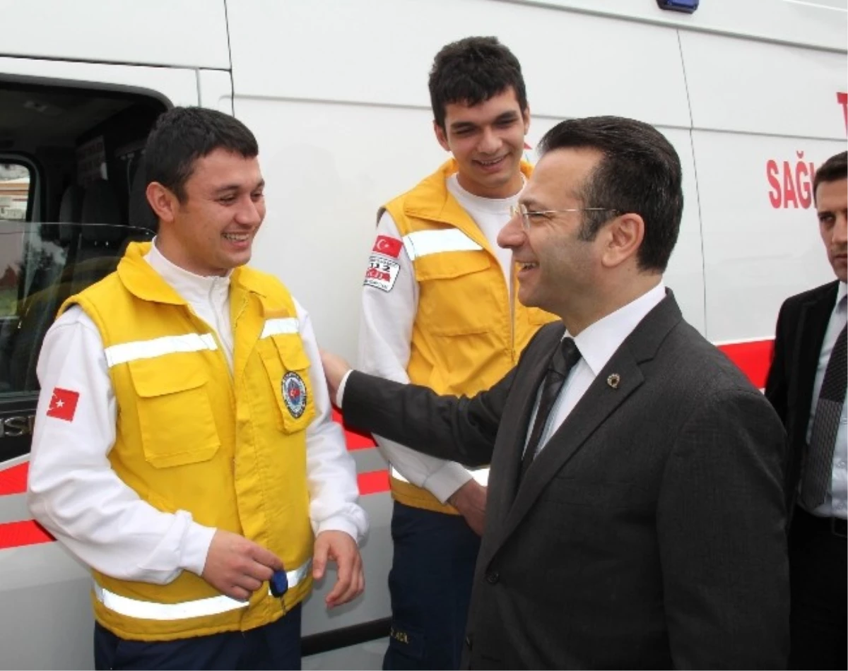 Samsun\'da 10 Yeni Ambulans Hizmete Girdi