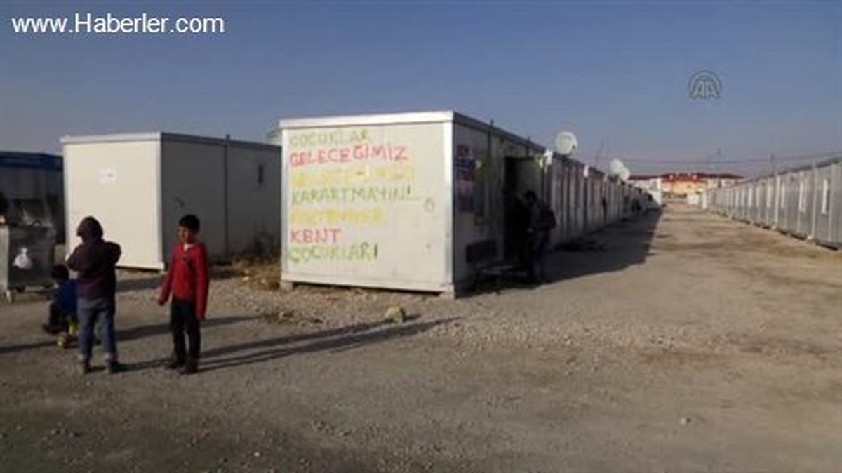 Vanlı Depremzede 2 Aile Evlerine Kavuştu