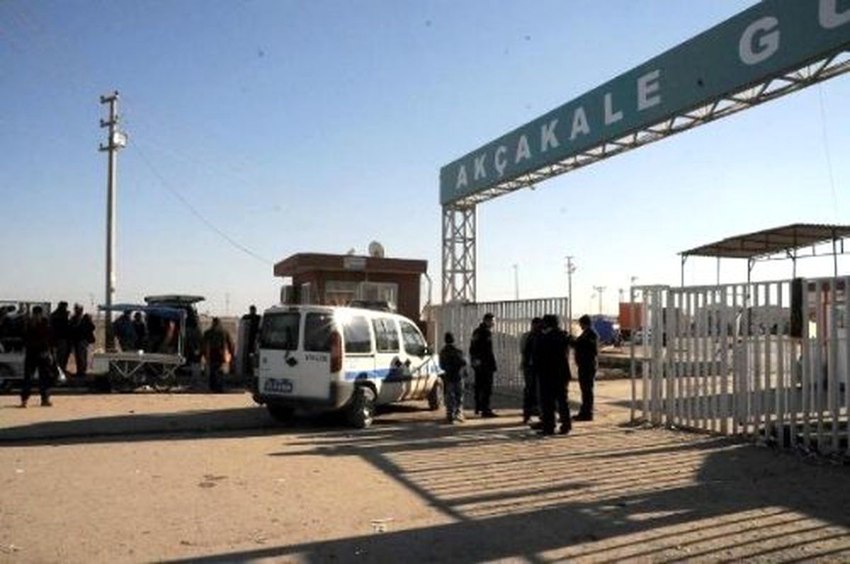 Akçakale Gümrük Kapısı\'nın kapatılması -