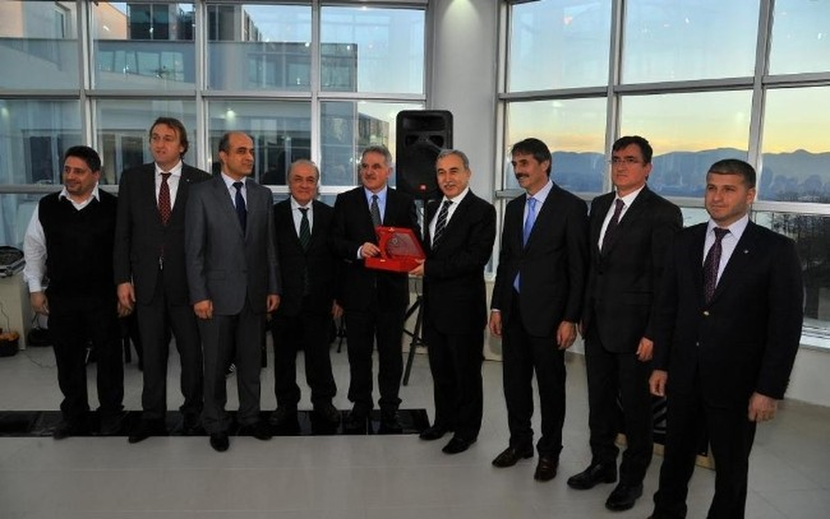 Teknokent Birinciliğini Kokteylle Kutladı