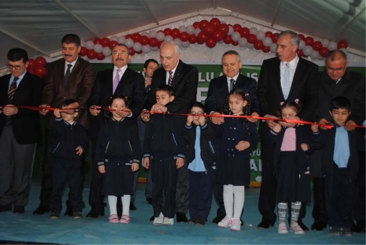 Vali Mutlu, Sancaktepe\'de 9 Okulun Açılışını Gerçekleştirdi